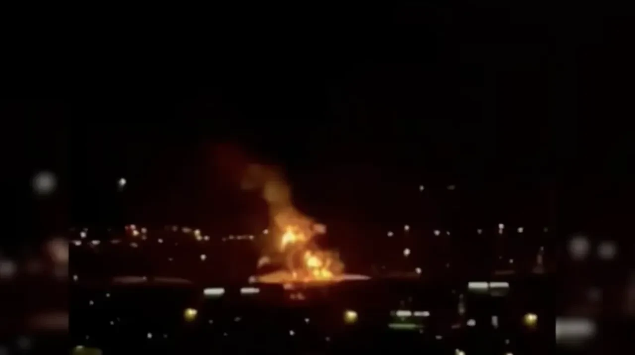 Dubai Havalimanı yakınına dron saldırısı: Uçuşlar iptal edildi