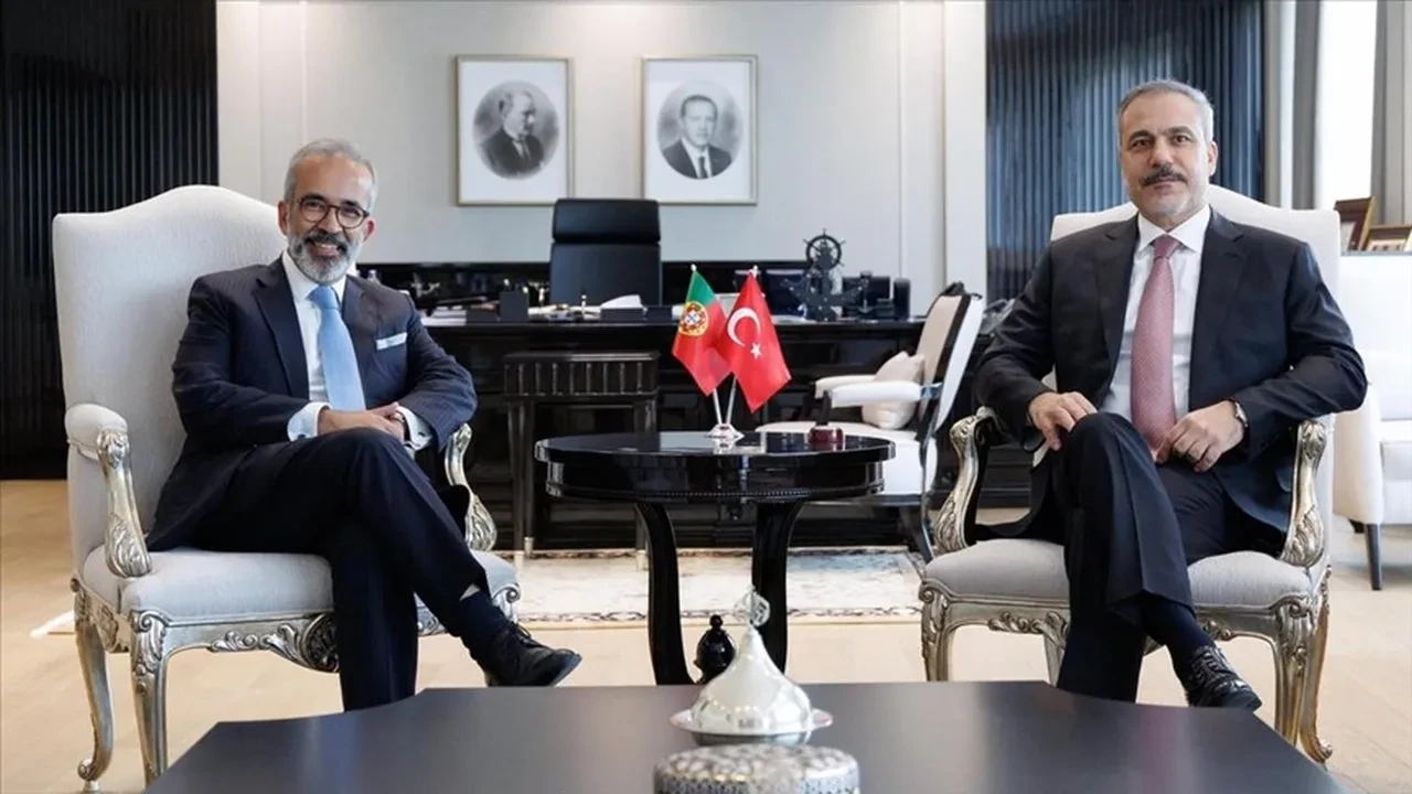 Hakan Fidan, Portekizli mevkidaşıyla görüştü! İşte görüşmenin ayrıntıları
