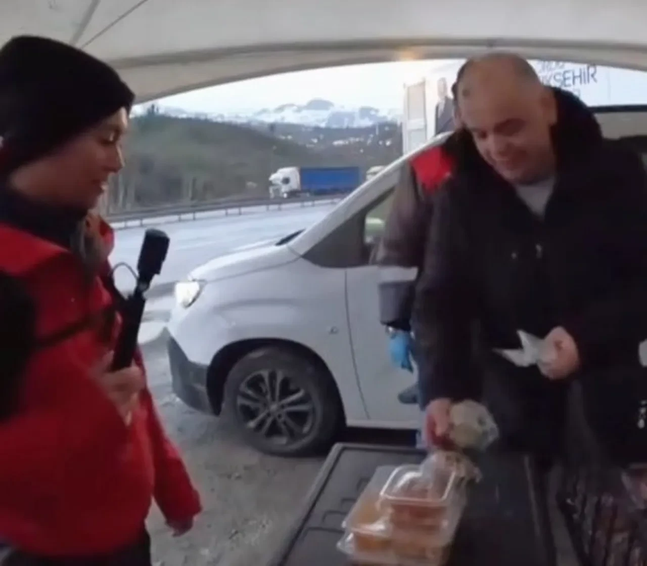Ramazan dayanışmasına yabancı hayranlığı: İngiltere’den gelen gezginler Ordu’da gördüklerine inanamadı