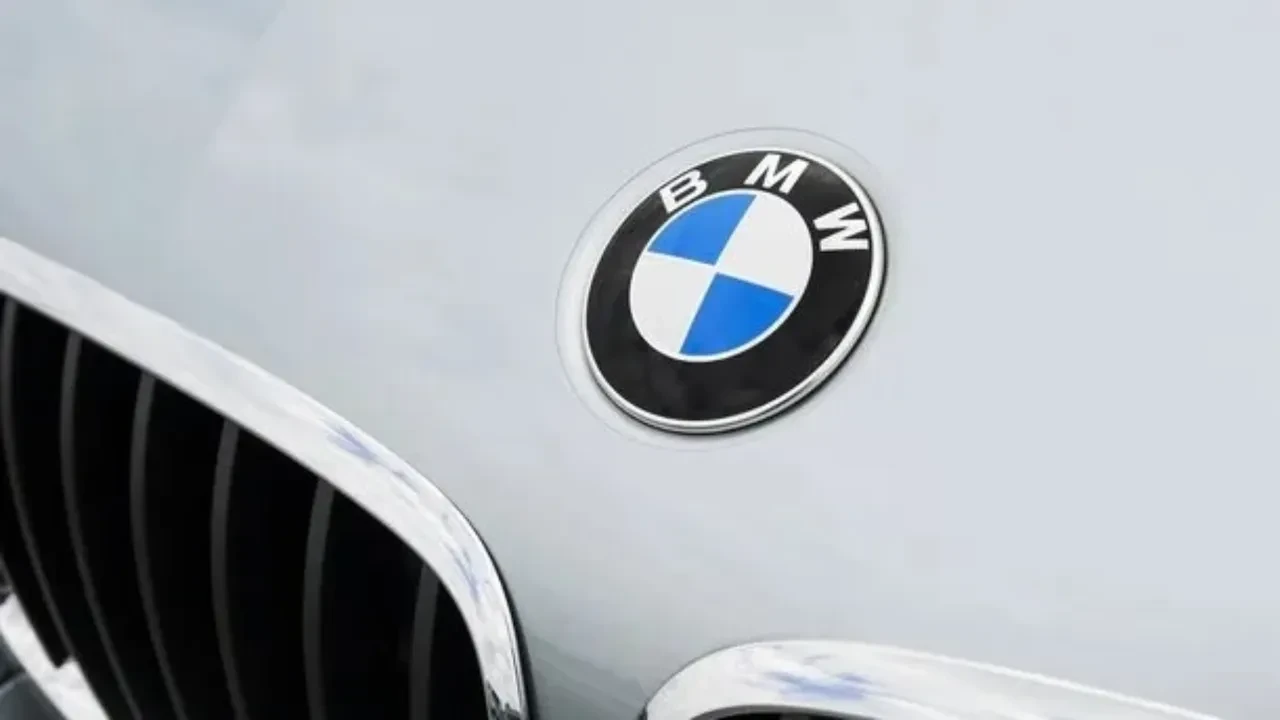 Şubat ayında en çok trafiğe kaydı yapılan otomobiller belli oldu: Zirvedeki marka yine yerini kaptırmadı