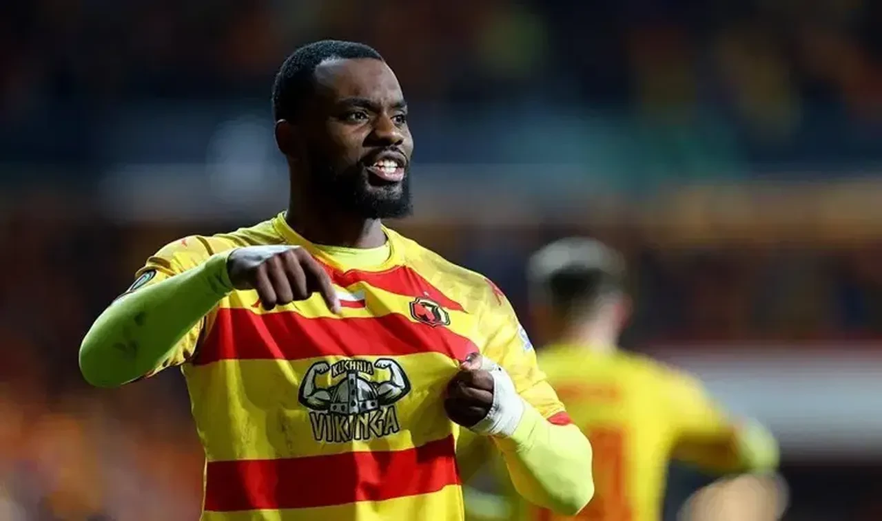 Beşiktaş'ta forvet hattına yeni golcü! Yıldız isim transferin fitilini ateşledi: 'Sezon sonu...'