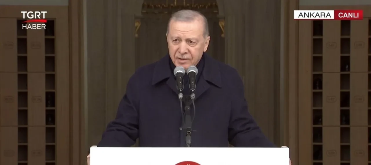 Cumhurbaşkanı Erdoğan: Milli ve manevi kimliğimize sahip çıkacağız