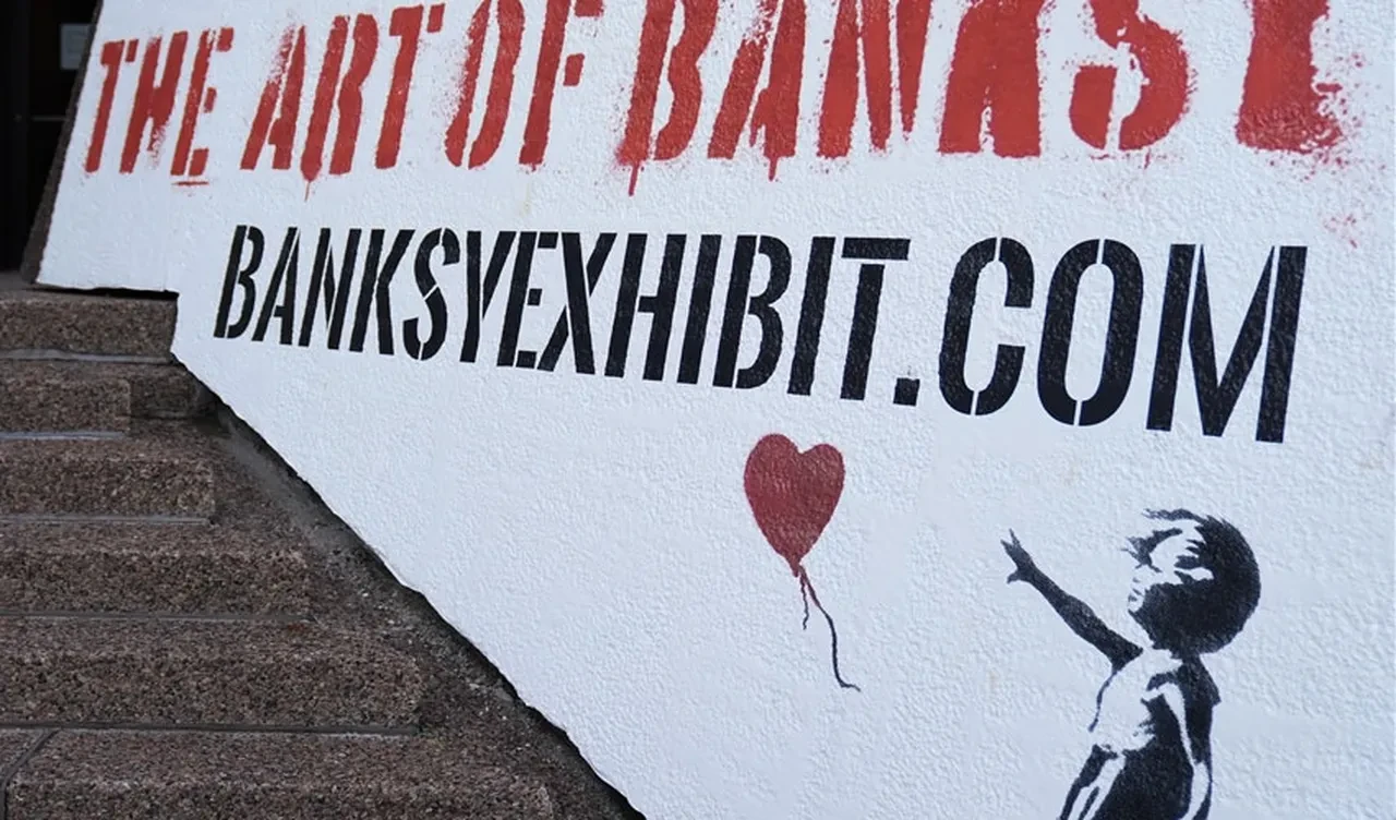 Dünyaca ünlü gizemli sokak sanatçısı ifşa oldu! Banksy’nin gerçek kimliği ortaya çıktı