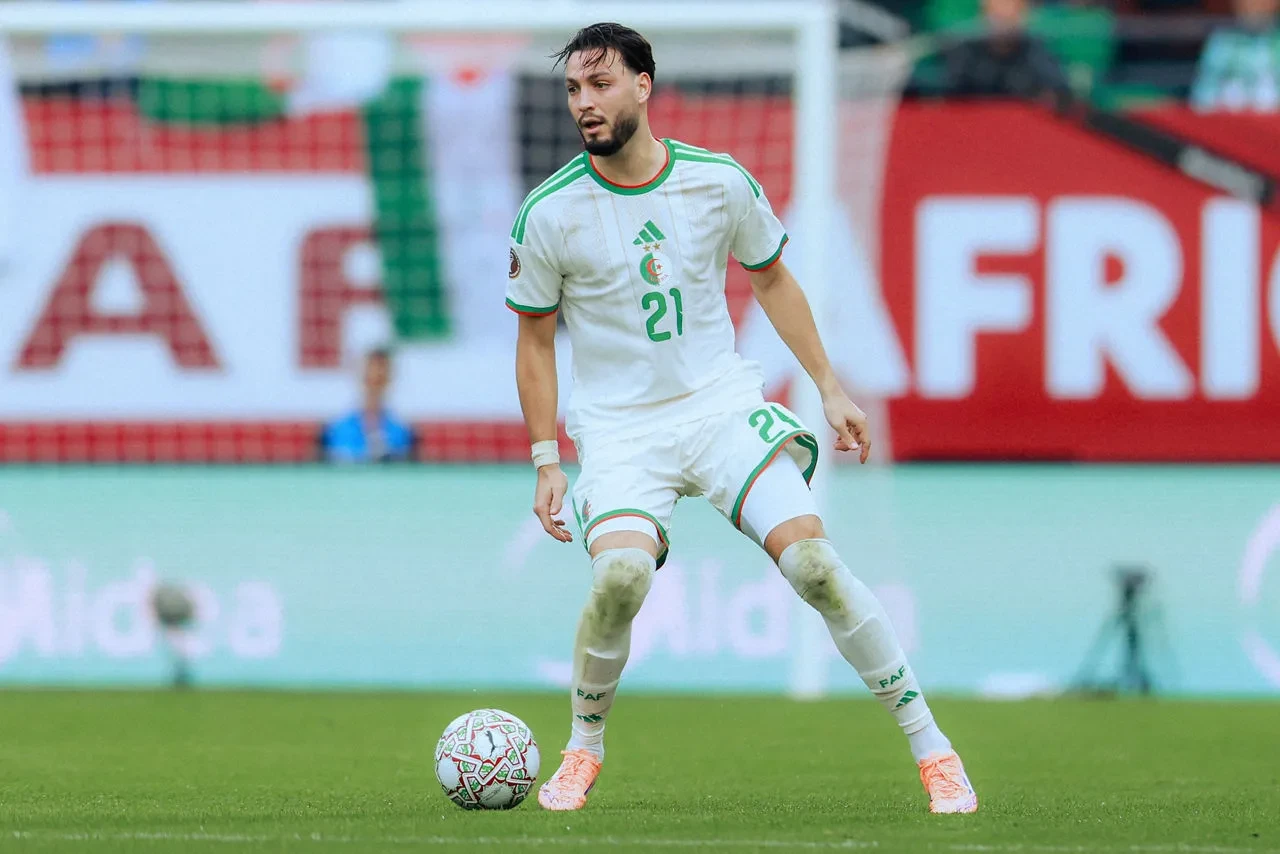 Galatasaray'da sol beke Cezayirli Panzer! Okan Buruk onayı verdi, transferde ilk bomba patlıyor