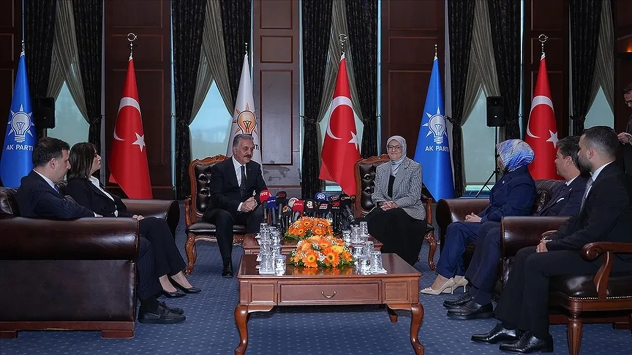 Liderler bayramı nerede geçirecek? Partilerin bayramlaşma programı belli oluyor