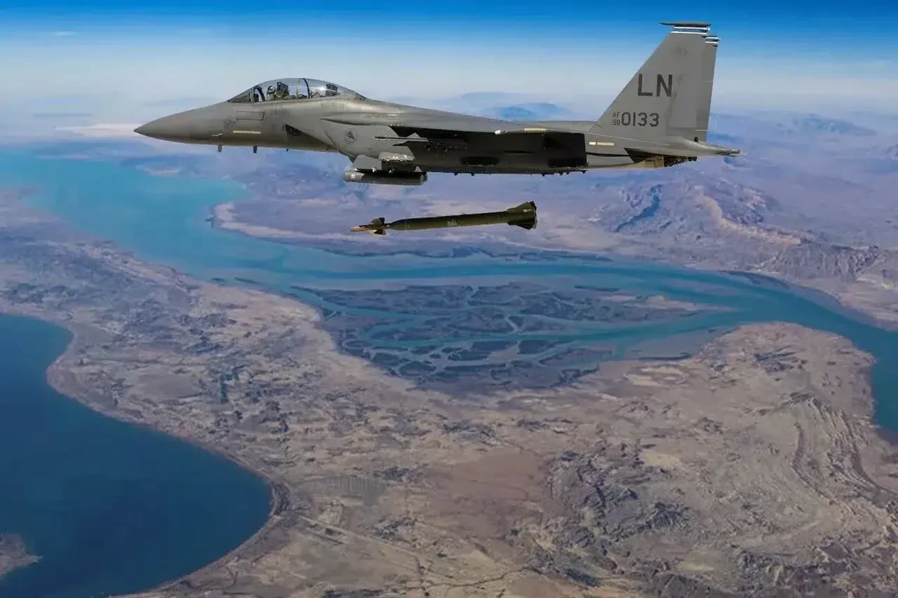 ABD, 2 tonluk sığınak delici bombalarla İran'ın füze üslerini vurdu