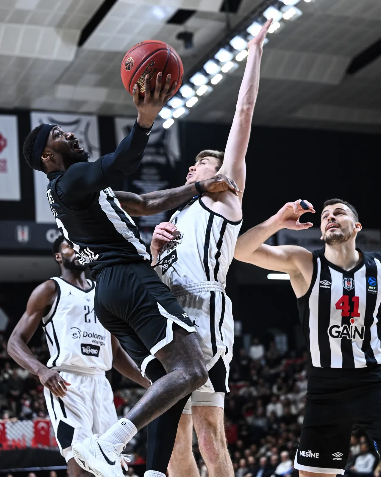 Beşiktaş GAİN Trento maç skoru kaç kaç? BKT EuroCup'ta yarı final rakibi belli oldu