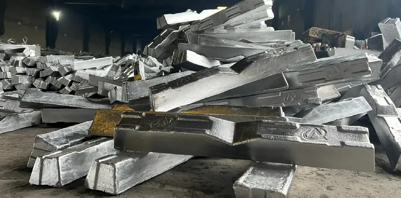 Dünya ekonomisi için kritik öneme sahip! Petrolden sonra fiyatları fırlıyor: 4 yıllık zirveye yakın