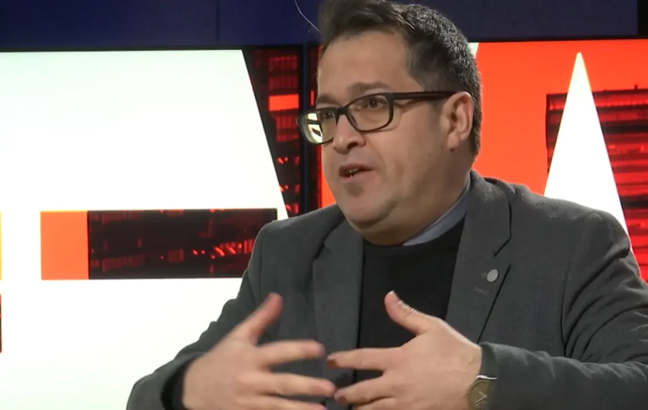 Faro Film'in yeni dizisi Mercan Köşk'ün yönetmeni açıklandı! Veliaht dizisi patronundan atv'ye bomba proje