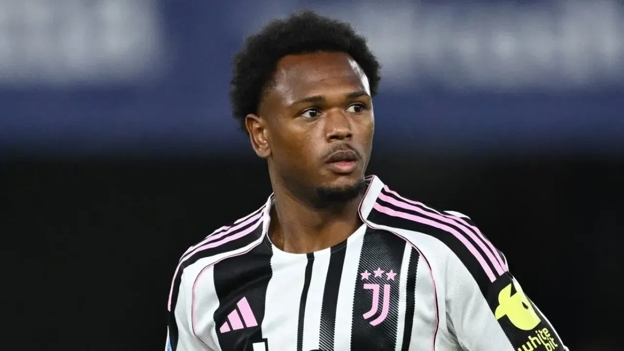 Fenerbahçe'de forvet operasyonu! Transferi duyurdular: Juventus'un yıldızı için düğmeye basıldı