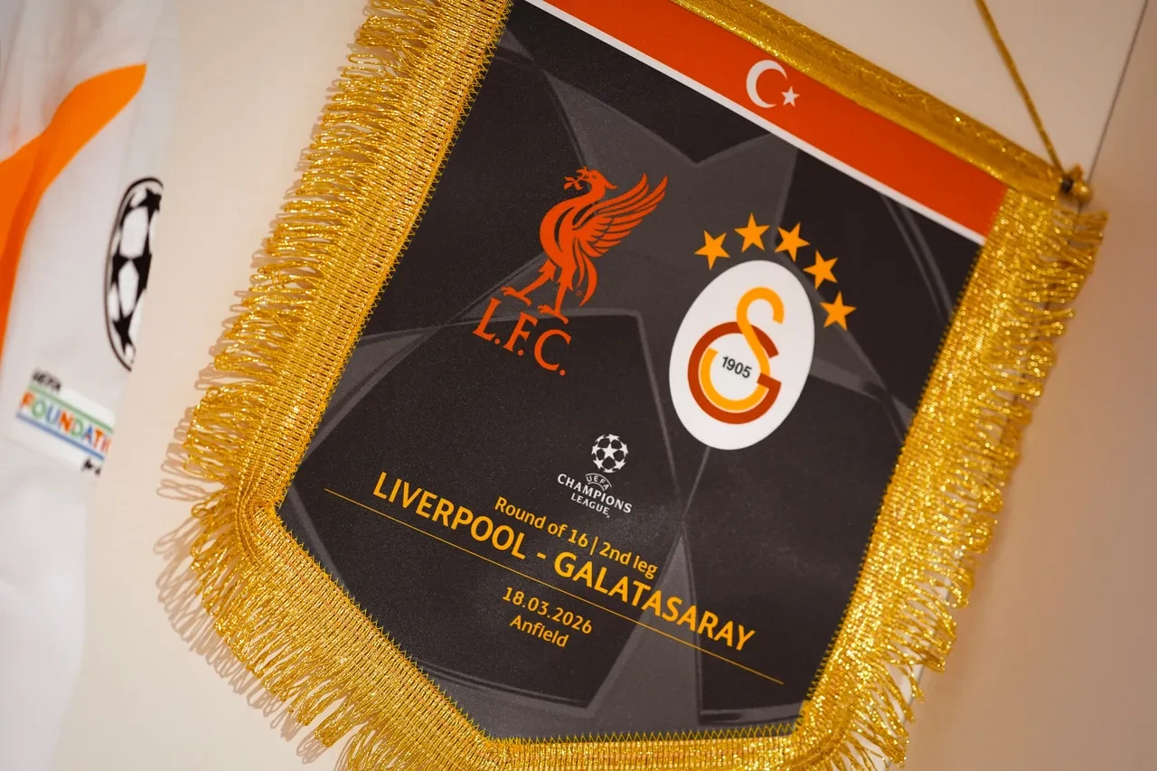 Galatasaray Liverpool deplasmanında Şampiyonlar Ligi'ne veda etti!