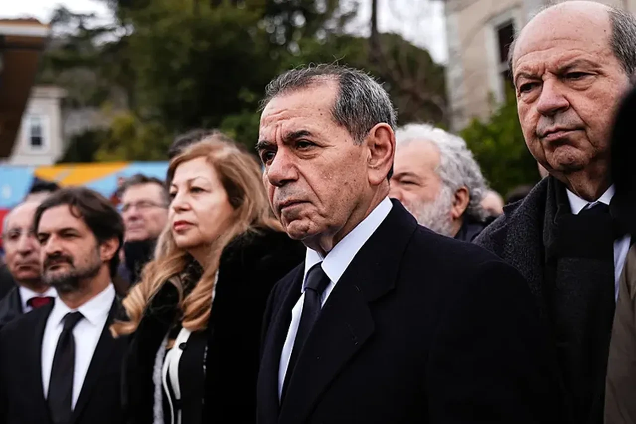 Galatasaray'da Liverpool maçı için rekor prim kararı: Yönetimden uçakta duygusal sürpriz!