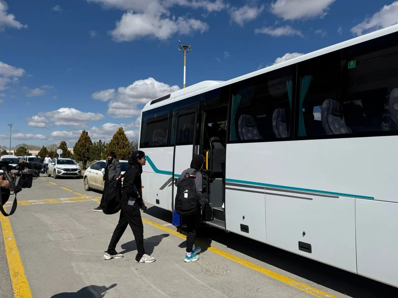Hava sahası kapandı, rota değişti! İran Kadın Milli Takımı Türkiye’de