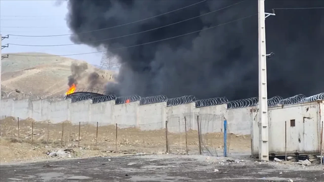 İran'da dünyanın en büyük doğal gaz sahasına füze saldırısı