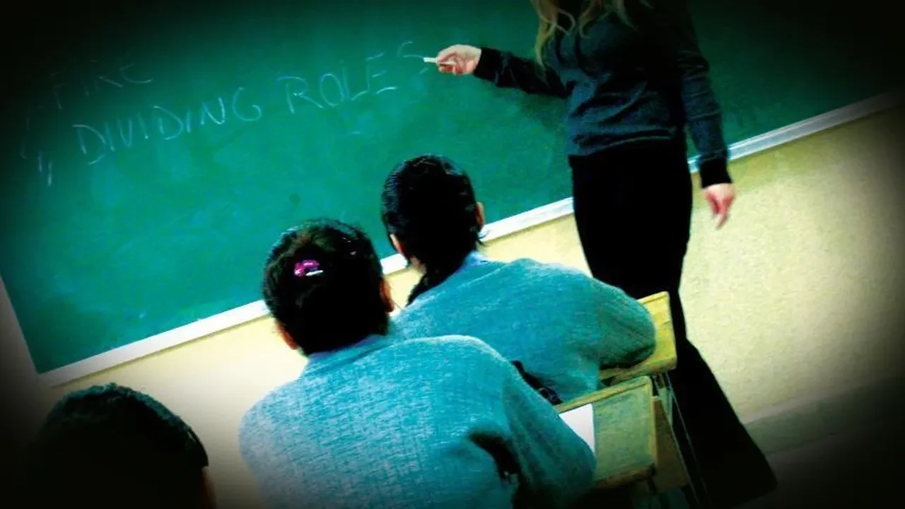 Öğretmen olmanın şartları değişti... Yeni dönem 13 Nisan'da başlıyor! 32 bin TL maaş detayı