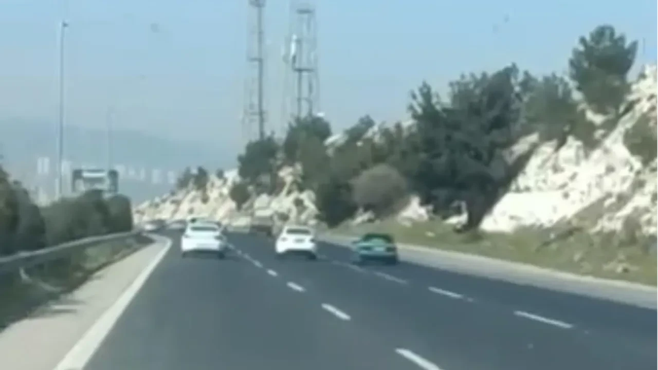 Otobanda tehlikeli oyun pahalıya patladı: İzmir’de makas atan sürücü hem ehliyetinden oldu hem de 90 bin lira ceza yedi