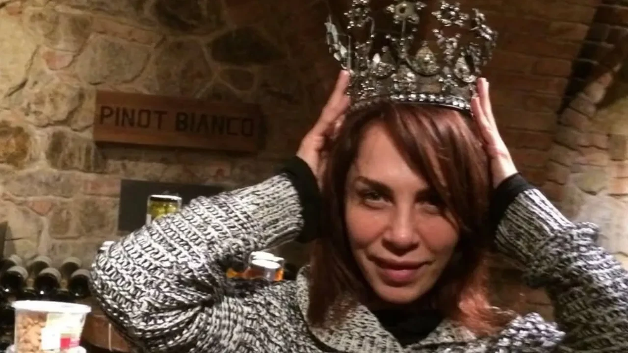 Sertab Erener’in konser afişindeki son hali dikkat çekti! Hayranları merak ediyor