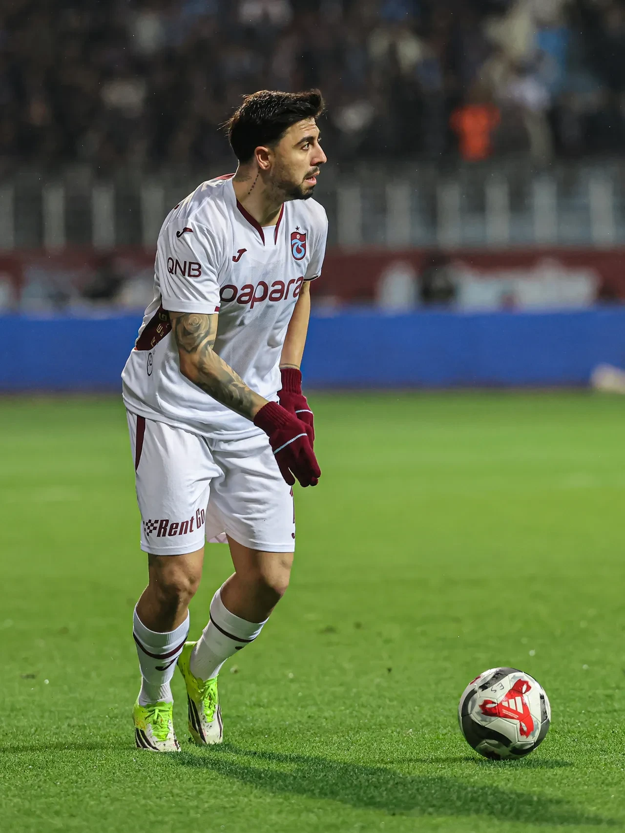 Trabzonspor Eyüpspor deplasmanında da kazandı: Milli ara öncesinde 6 maçlık galibiyet serisi!