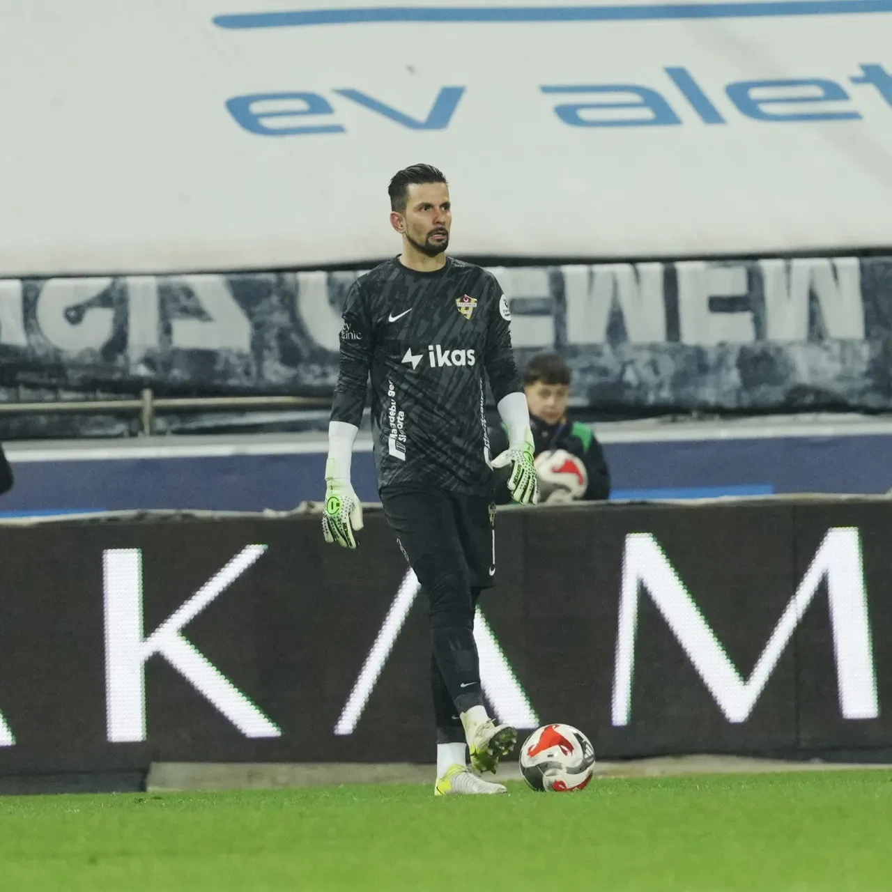 Trabzonspor Eyüpspor deplasmanında da kazandı: Milli ara öncesinde 6 maçlık galibiyet serisi!