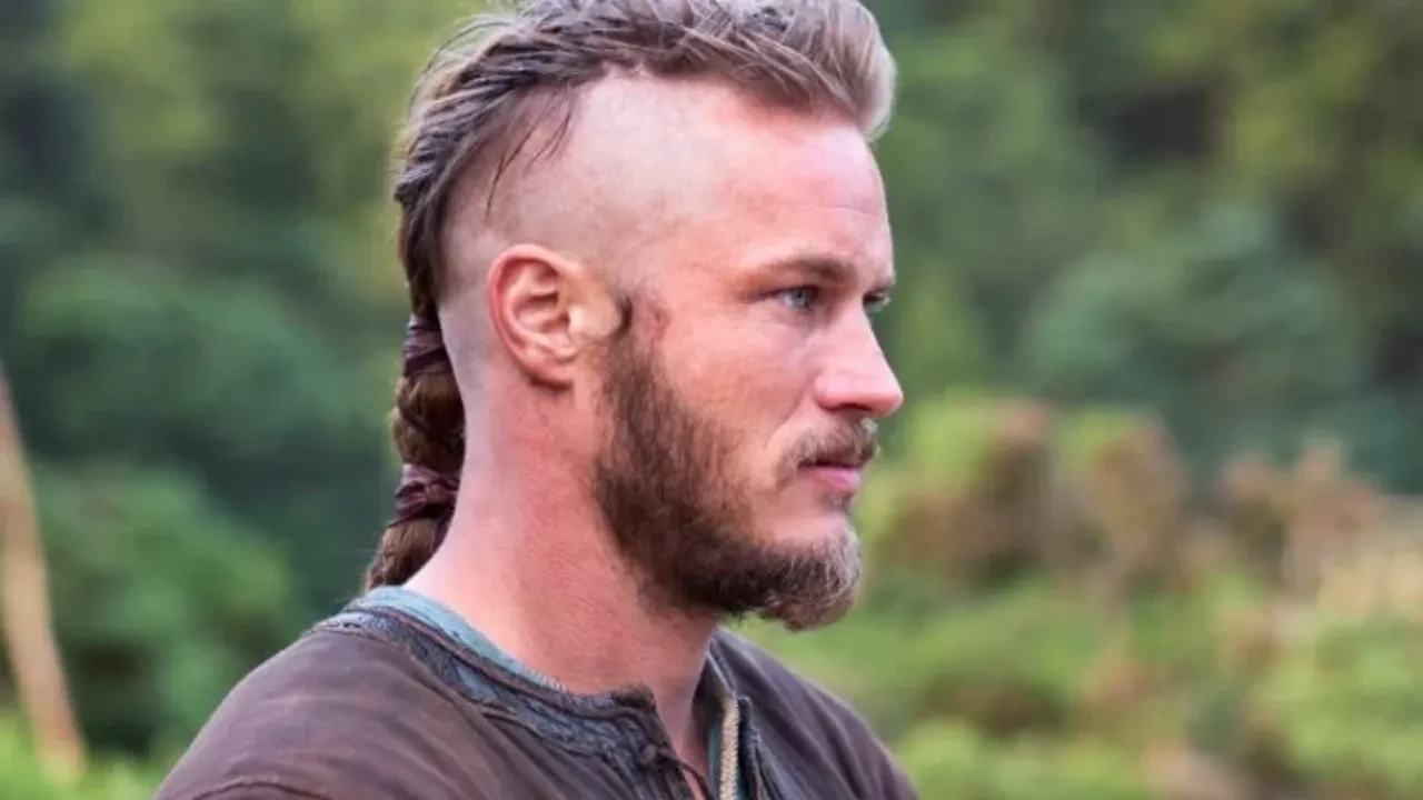 Vikings'in yıldızı Travis Fimmel, Adnan Polat ile buluştu
