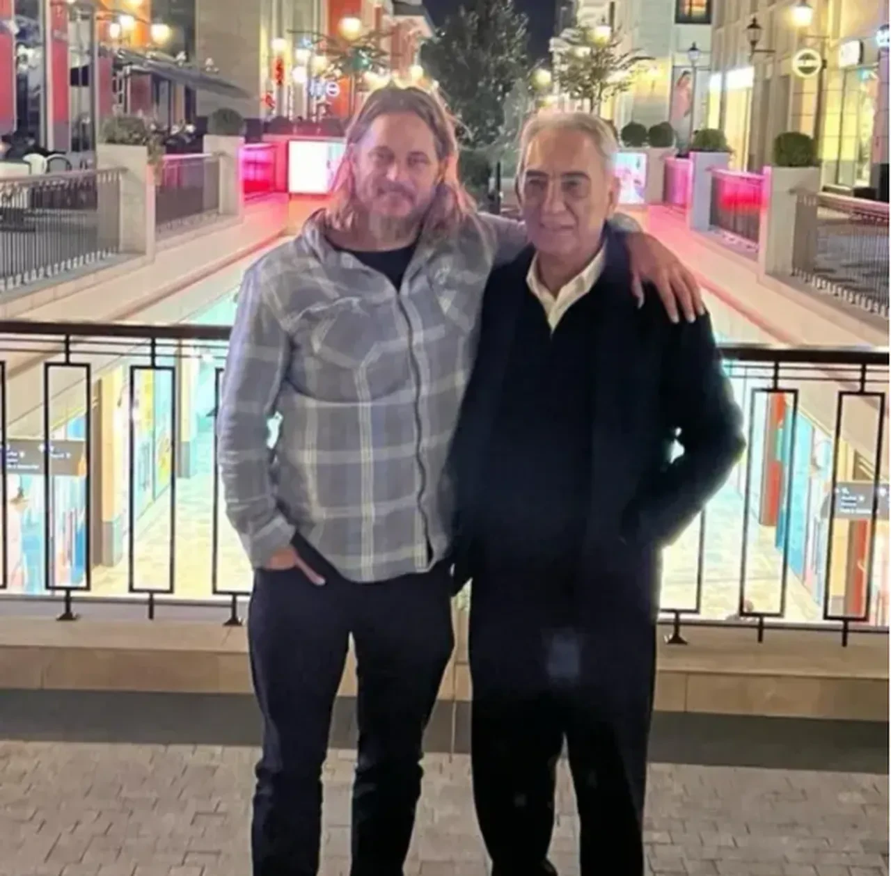 Vikings'in yıldızı Travis Fimmel, Adnan Polat ile buluştu 
