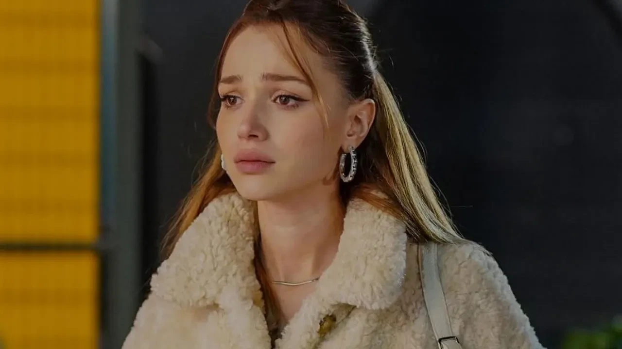 Ben Leman’ın Ada’sı Ceren Ayruk ‘Daha 17’nin kadrosuna dahil oldu! Ekranlara Leyla karakteriyle geri dönüyor