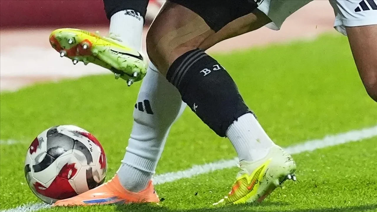 Beşiktaş Kasımpaşa hangi kanalda, CANLI nereden izlenir? Maç kadrosu açıklandı