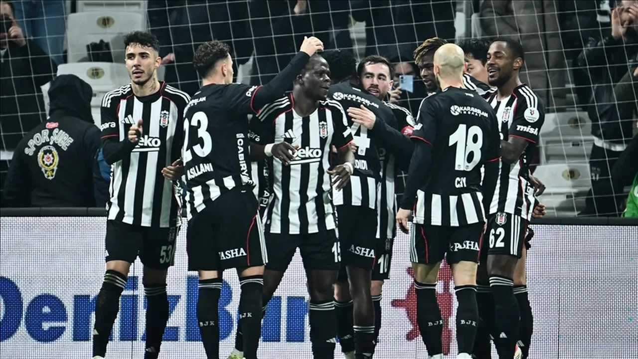 Beşiktaş Kasımpaşa hangi kanalda, CANLI nereden izlenir? Maç kadrosu açıklandı
