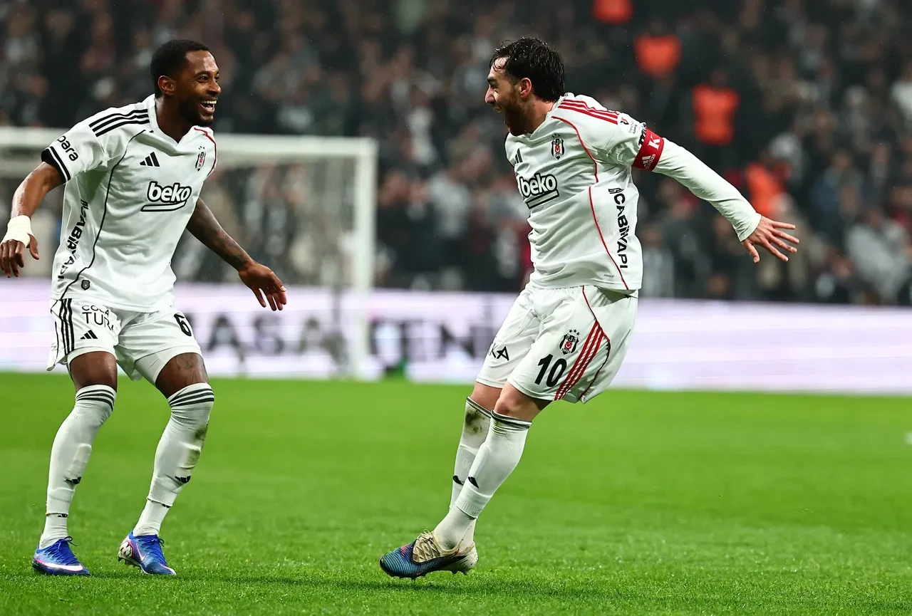 Beşiktaş'ta Sergen Yalçın'dan net yorum: "Ceza mı vereceğiz?"