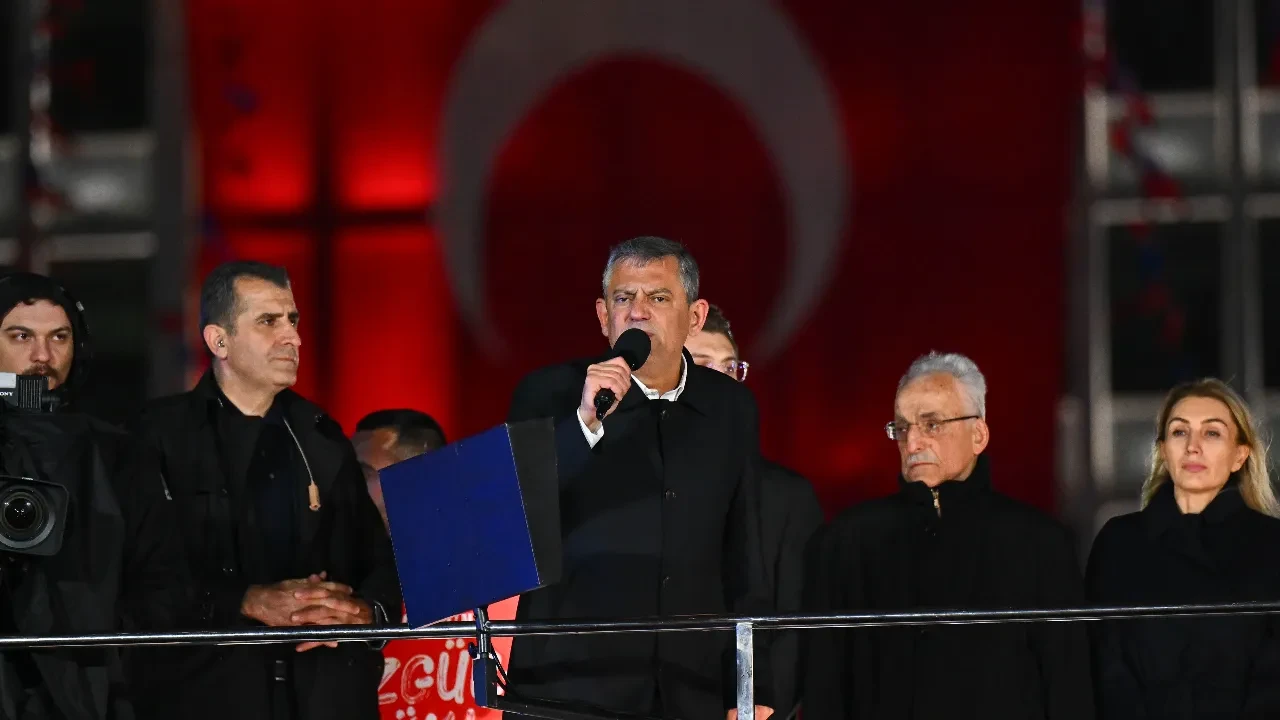 CHP'nin Saraçhane mitinginde taşkınlık: 35 kişiye gözaltı