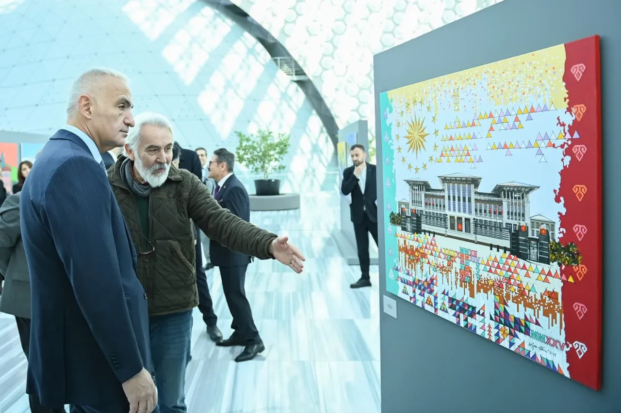 Cumhuriyetin başkenti Ankara’nın hafızası tuvale taşındı