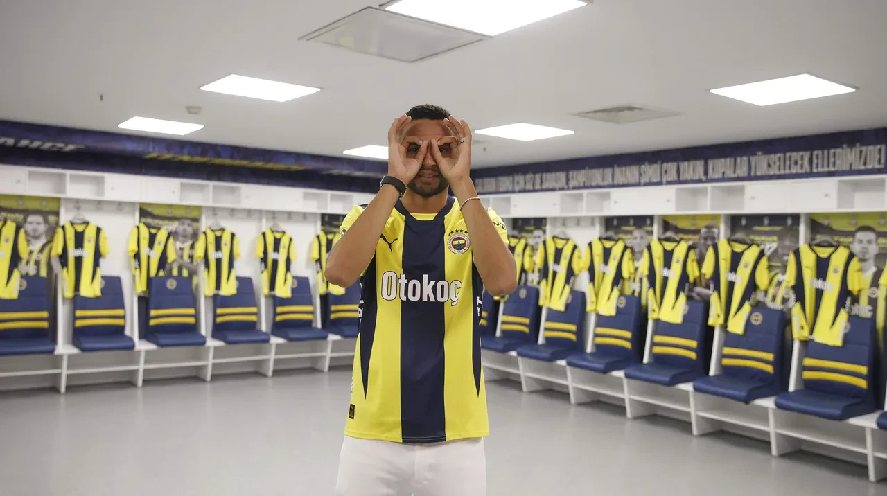 Fenerbahçe'nin genç yeteneğine milli davet: Süper Lig devinin tarihindeki en pahalı dördüncü transferdi!