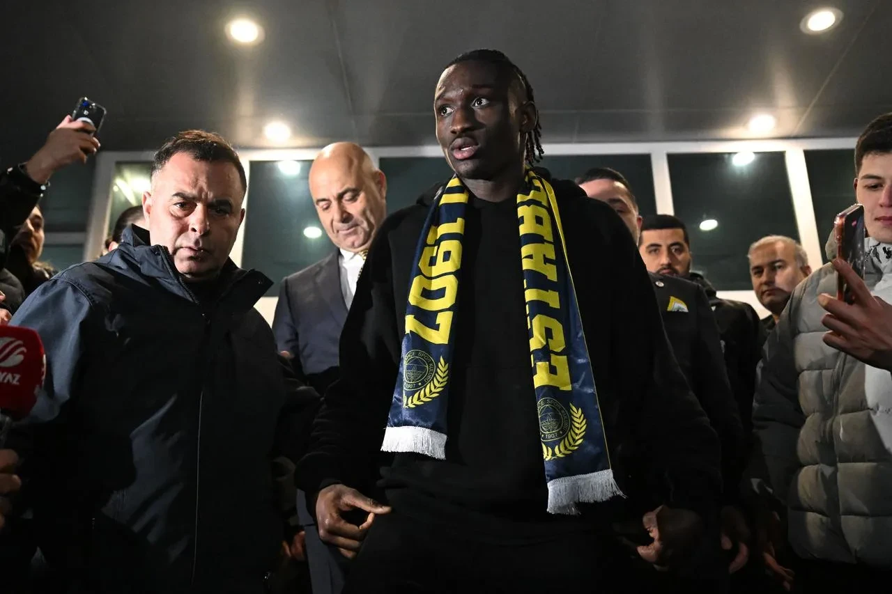Fenerbahçe'nin genç yeteneğine milli davet: Süper Lig devinin tarihindeki en pahalı dördüncü transferdi!