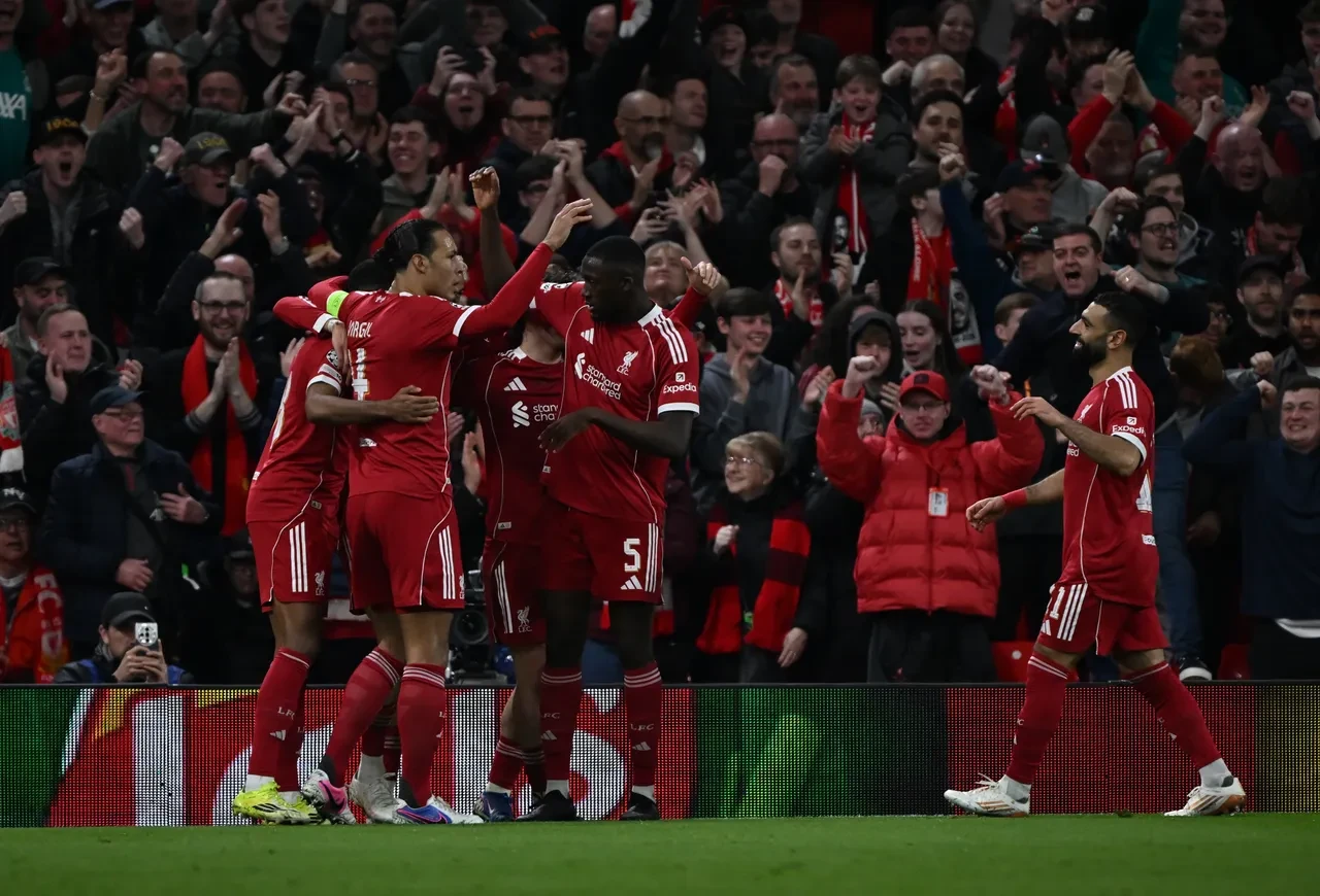 Galatasaray Şampiyonlar Ligi'ne veda etti, Liverpool efsanesi Steven Gerrard'dan maç sonu skandal sözler geldi: 'Acınası haldelerdi'