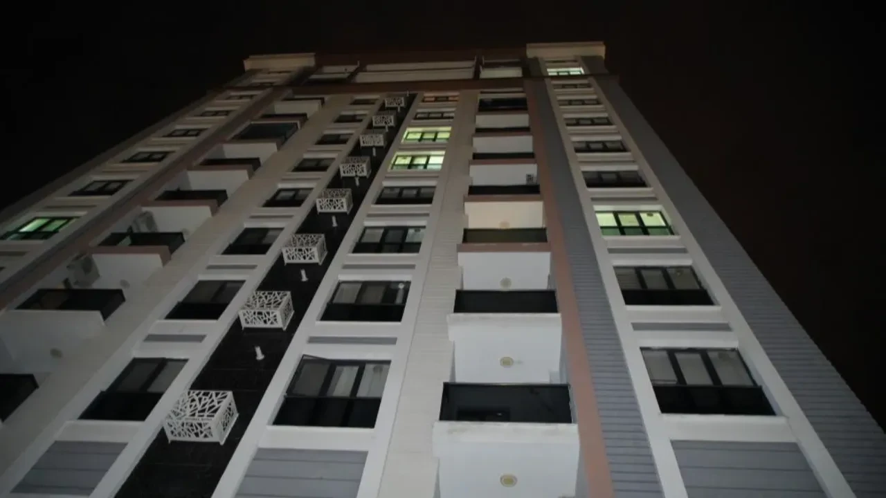 Genç doktorun şüpheli ölümü! 9. kattan beton zemine çakıldı
