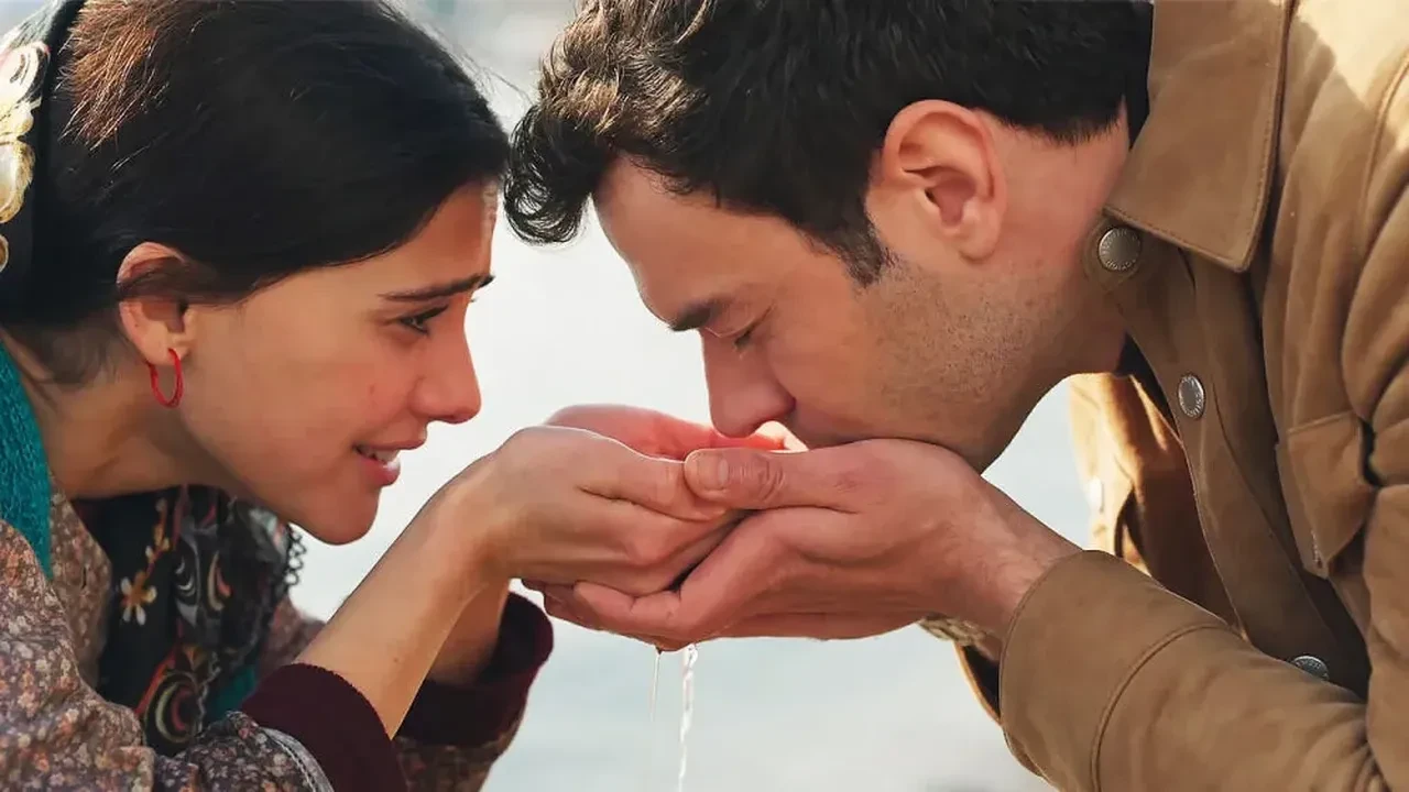 Sevdiğim Sensin dizisine Rojbin Erden sürprizi! Feride rolüyle ekranlarda fırtına gibi esecek