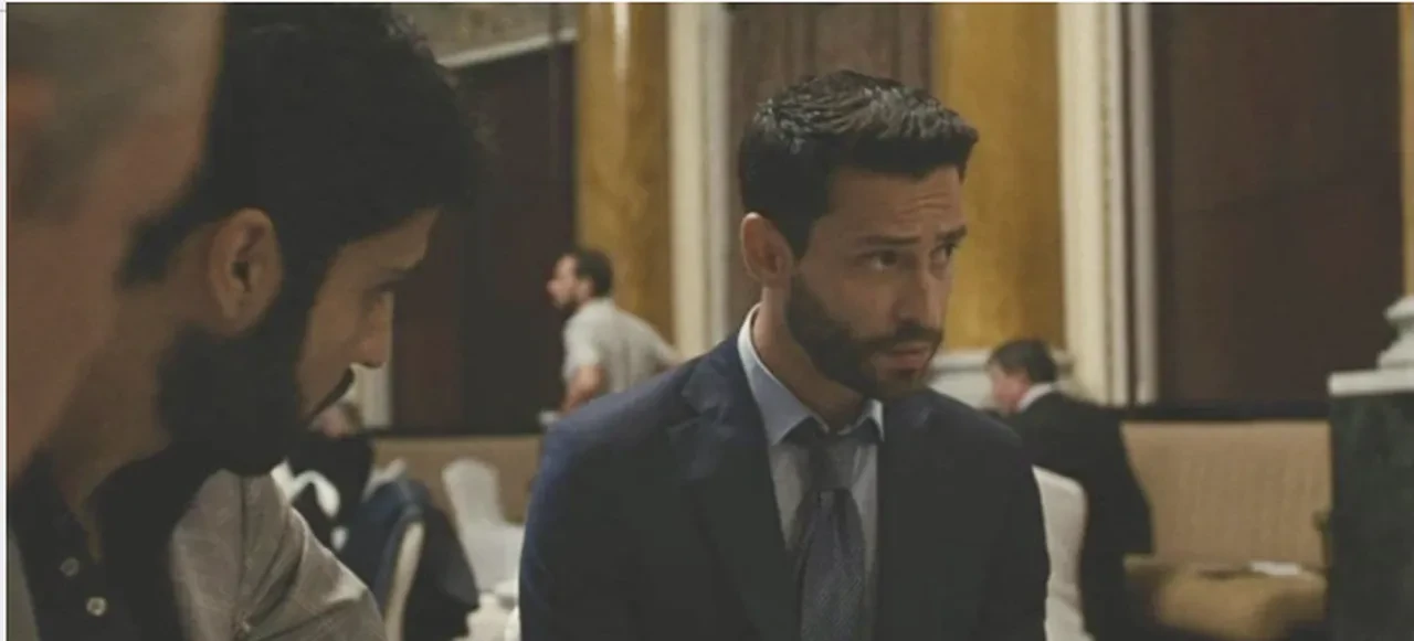 Succession'da Rol Alan Ekin Koç, Sette Yaşadığı Güldüren Anısını Açıkladı