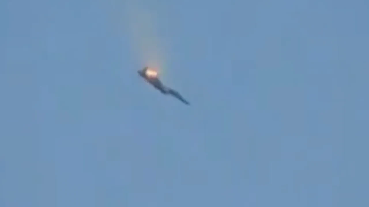 ABD savaş uçağı Kuveyt'te düştü! O anlar kamerada 