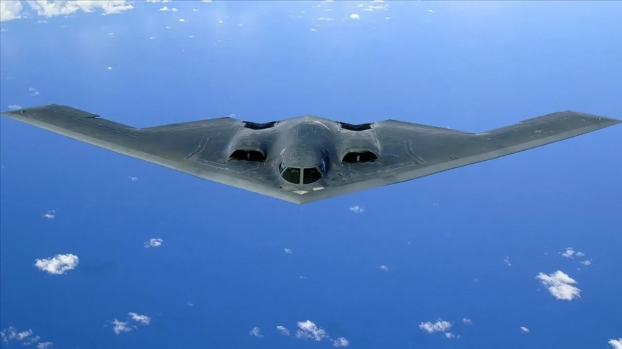 B-2 Bombardıman uçakları