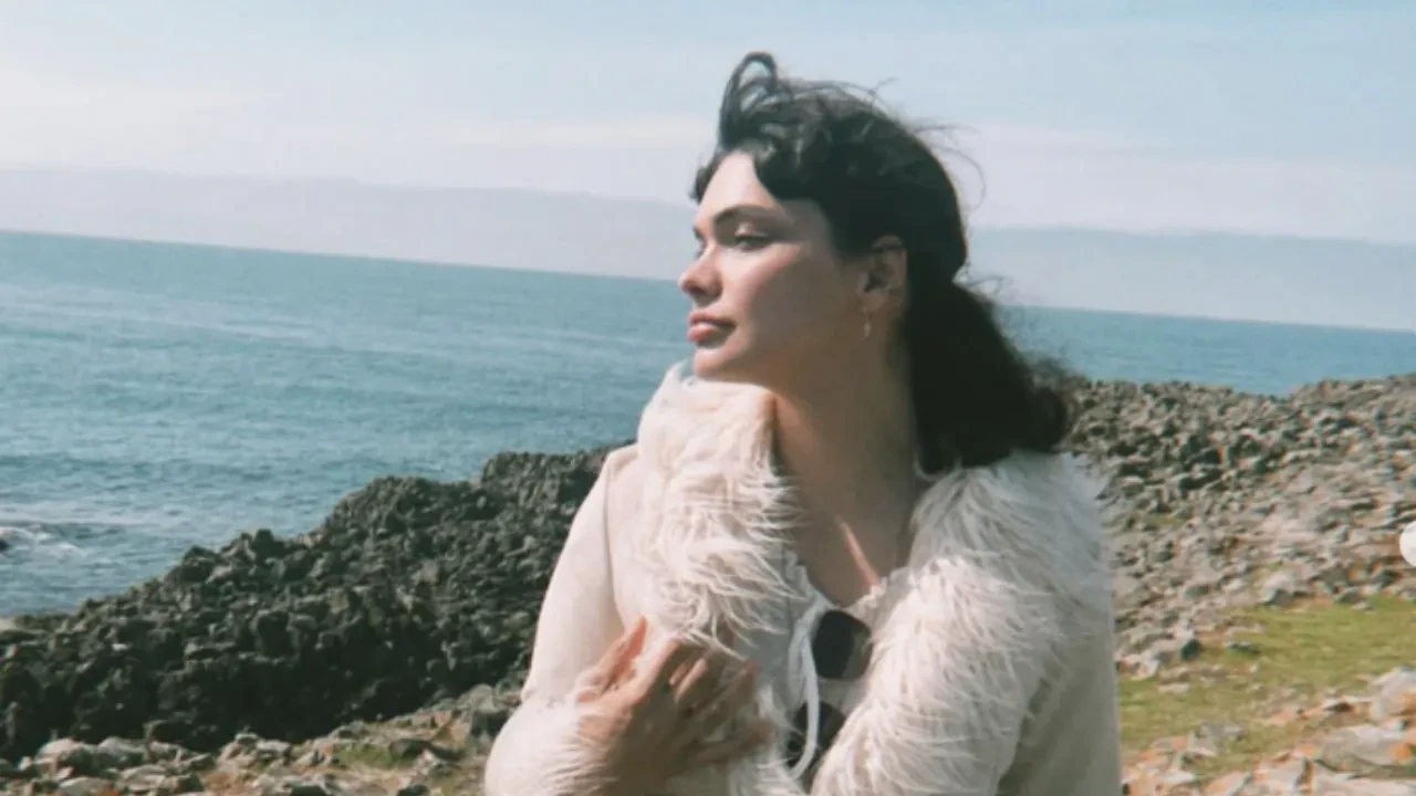 Beste Kökdemir, oğlunun yüzünü ilk kez paylaştı 