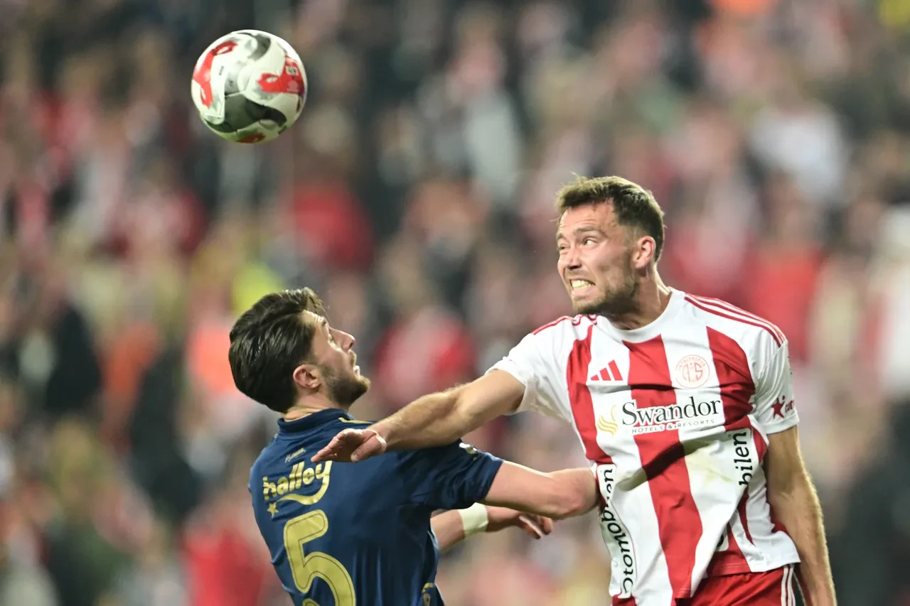 Fenerbahçe'den çok sert tepki! TFF ve MHK'ya çağrı: Somut adımlar atın