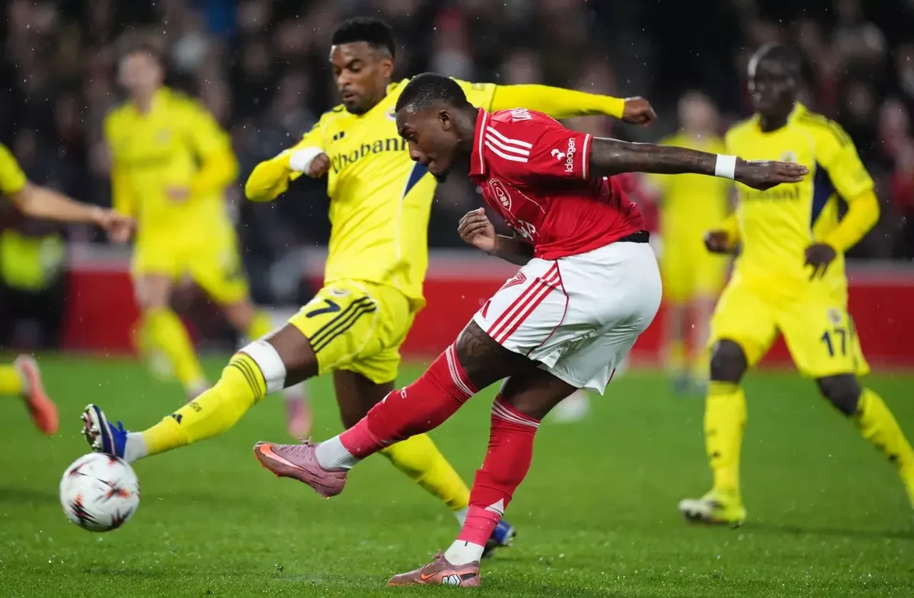 Fenerbahçe'nin Antalyaspor beraberliği sonrasında Nottingham Forest tespiti! 