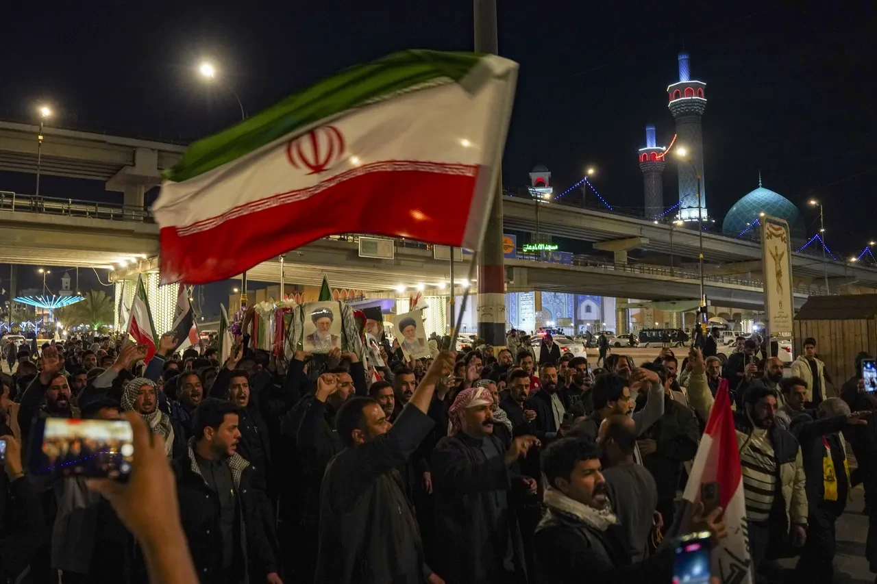 Irak'ta Hamaney'in ölümü nedeniyle eğitime ara verildi