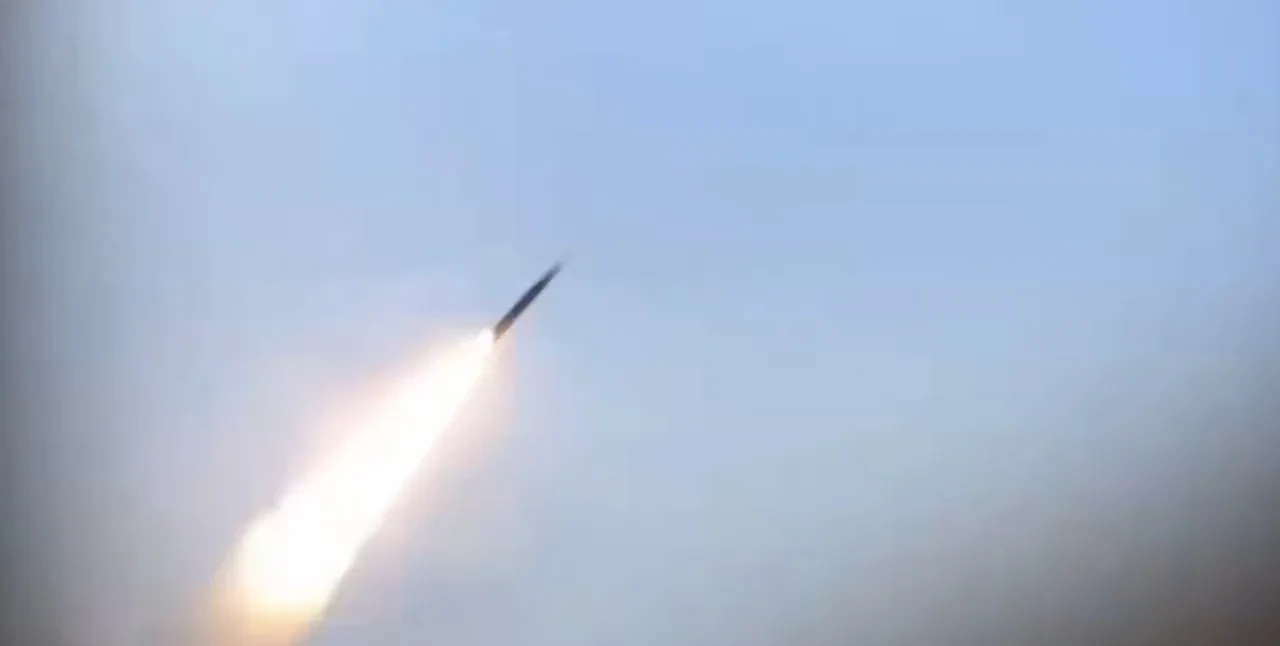 İran ordusu ilk kez ateşledi! Fettah-2'nin hedefinde İsrail ve ABD üsleri var 