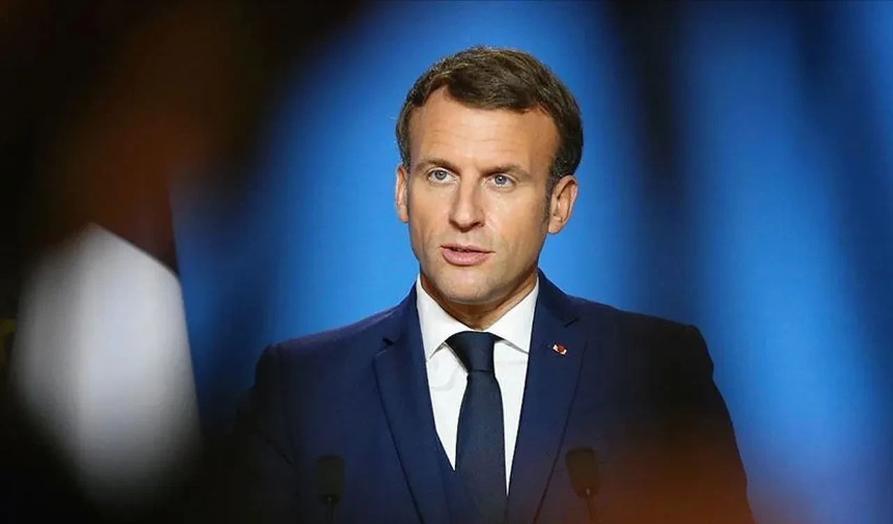 Macron duyurdu! Fransa nükleer silah cephaneliğini büyütüyor