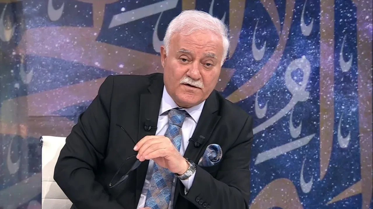 Nihat Hatipoğlu’nun iftar programında anlam verilemeyen soru! Sosyal medya da gündem oldu