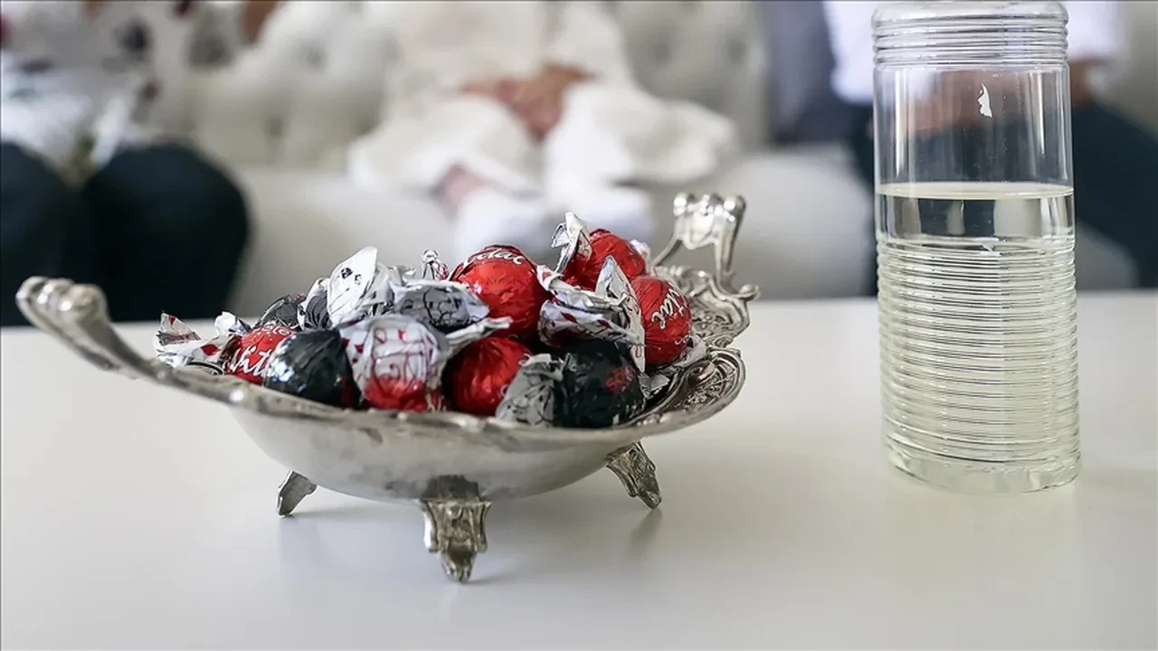 Ramazan Bayramı tatili 9 gün mü olacak? Bayram tatili ile ara tatilin birleşip birleşmeyeceği gündemde