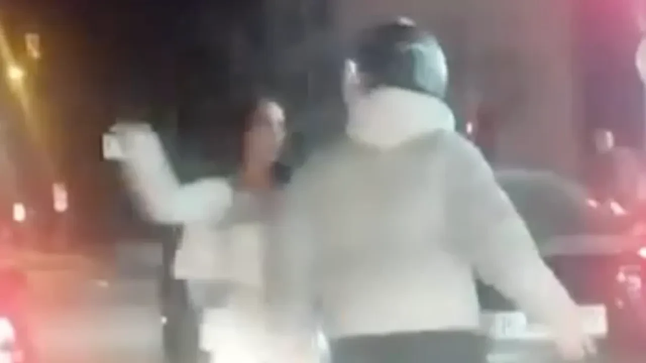 Tartıştığı motosiklet sürücüsüne tekme tokat saldırdı: Kadın sürücü 180 bin TL ceza yedi