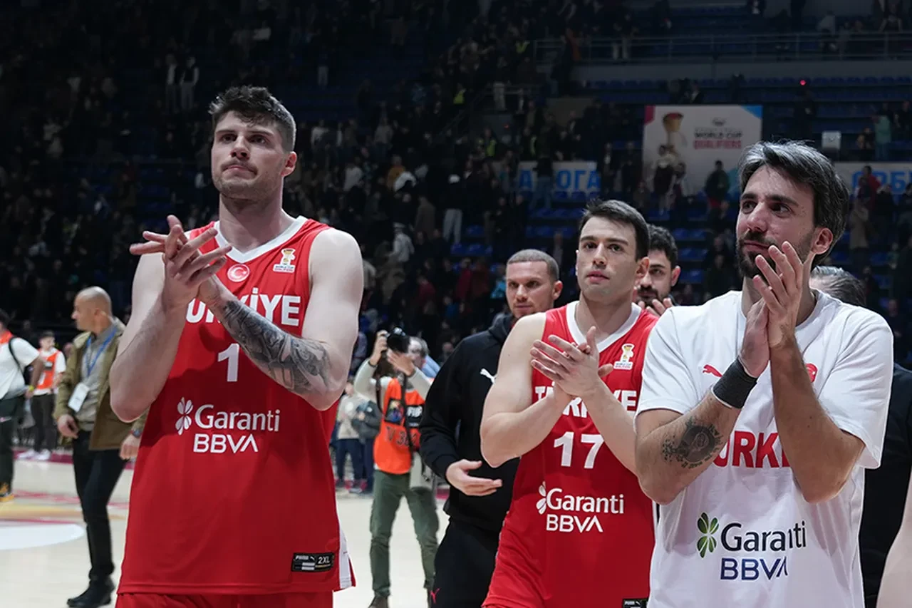Türkiye Sırbistan basketbol maçı hangi kanalda? Canlı yayın ile ekranlara gelecek