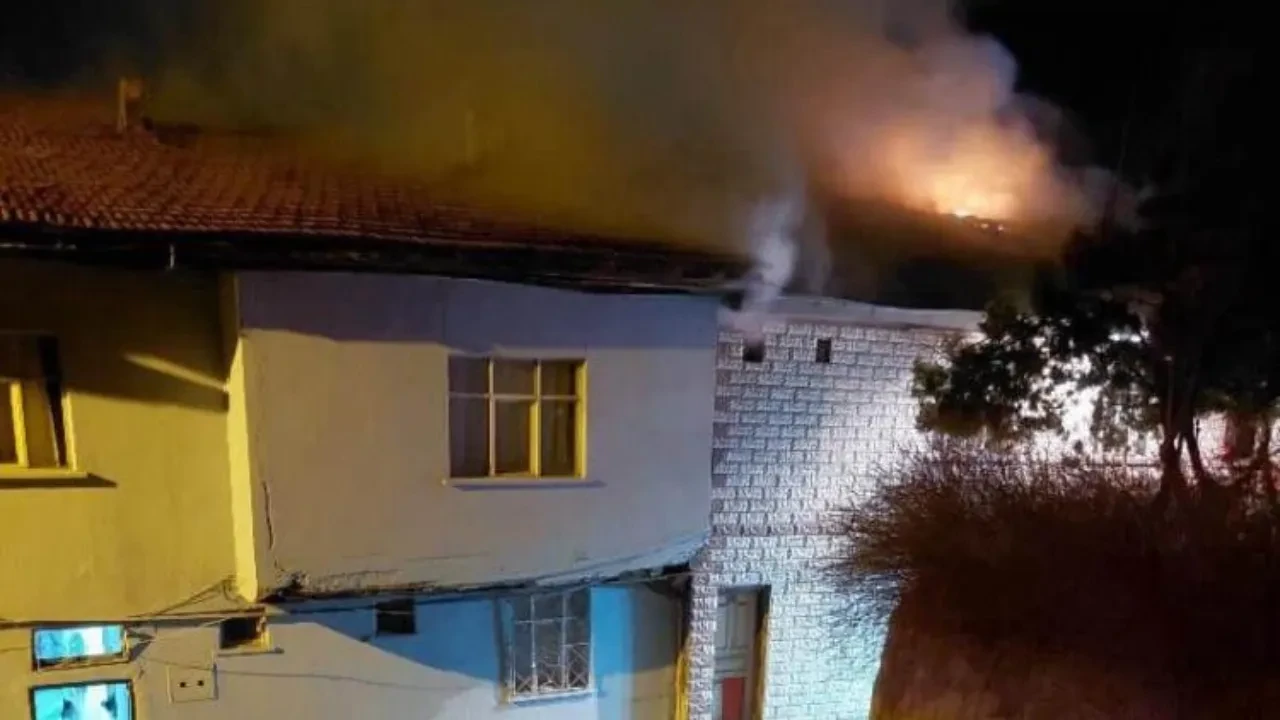 Çankırı'da ahşap evde yangın faciası: 2 kişi can verdi